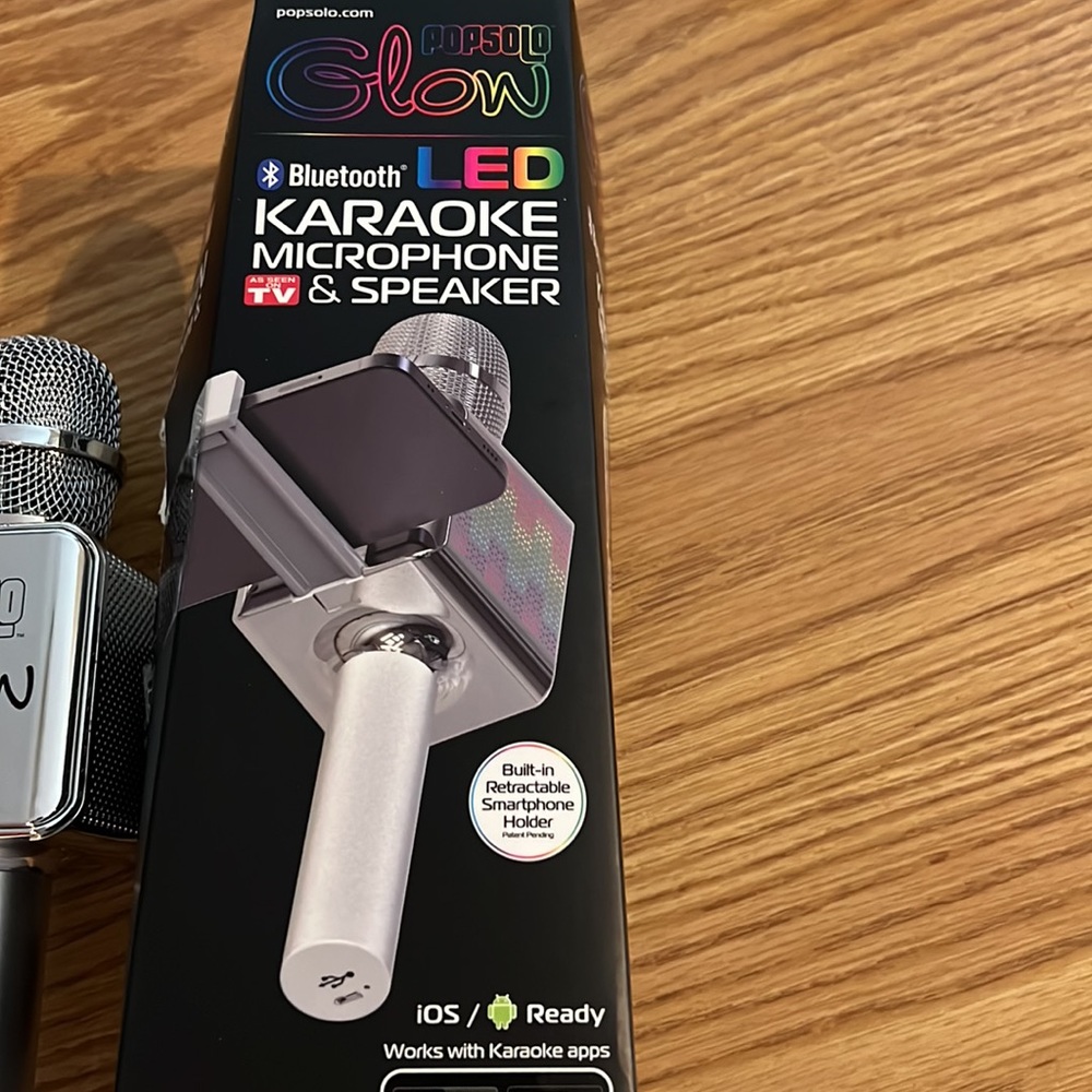 Microphone and speaker - Picture 2 of 3